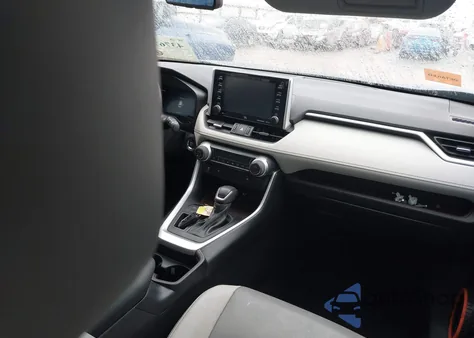 2019 Toyota Rav4 Limited из США, поврежденный, VIN 2T3Y1RFV5KW031430